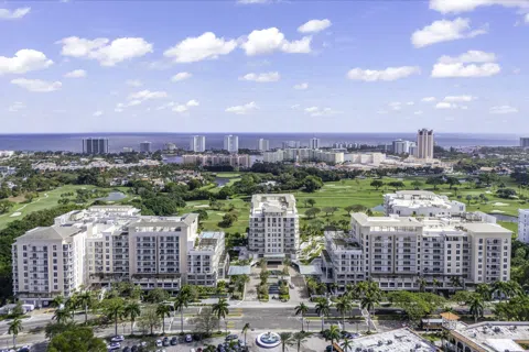 220 SE Mizner Boulevard #321