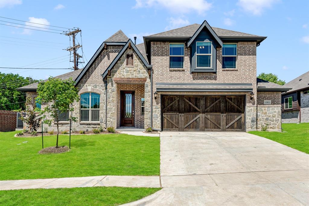 1001 Eagle Glen Drive