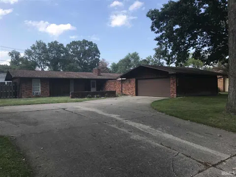 7209 Bellwood Dr.