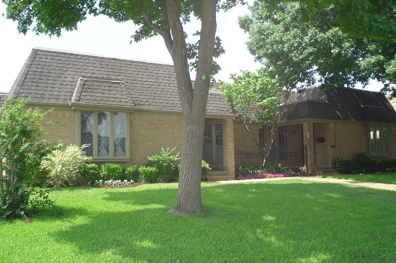 7318 Woodthrush Drive