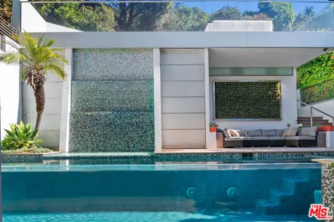 1970 Coldwater Canyon Drive
