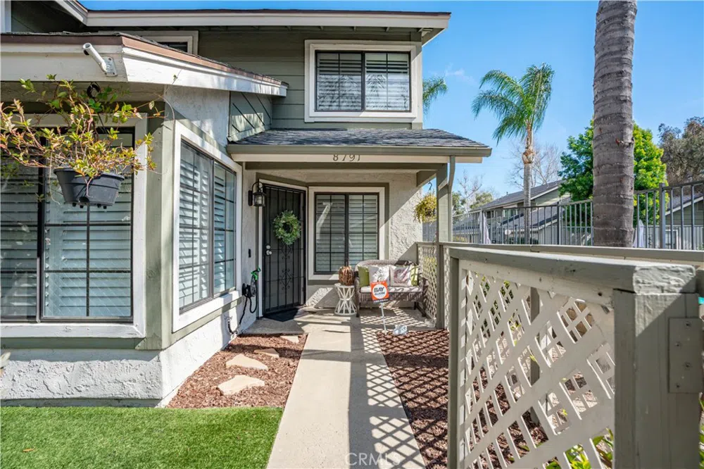 8791 Knollwood Drive