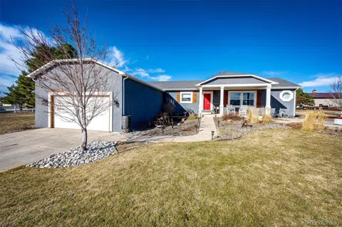 34241 E Columbine Trail