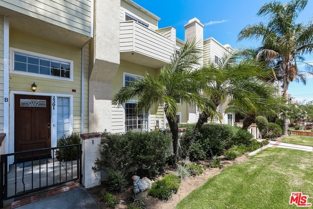 2301 MATHEWS Avenue #B