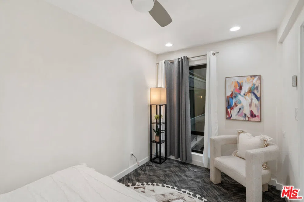950 Kings Road #225 West Hollywood, CA 90069