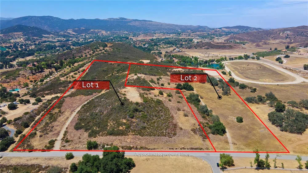 Avenida La Cresta Murrieta, CA 92562
