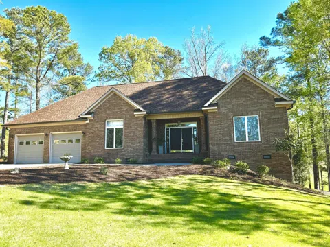 107 LAURENS DRIVE