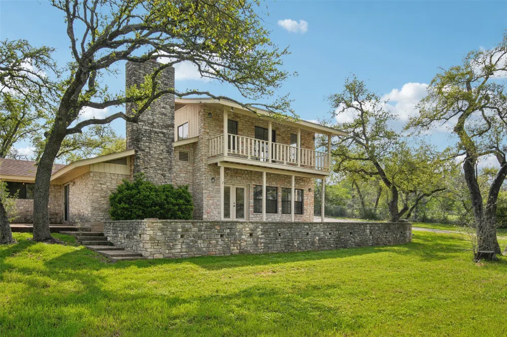 8904 Sam Carter Drive