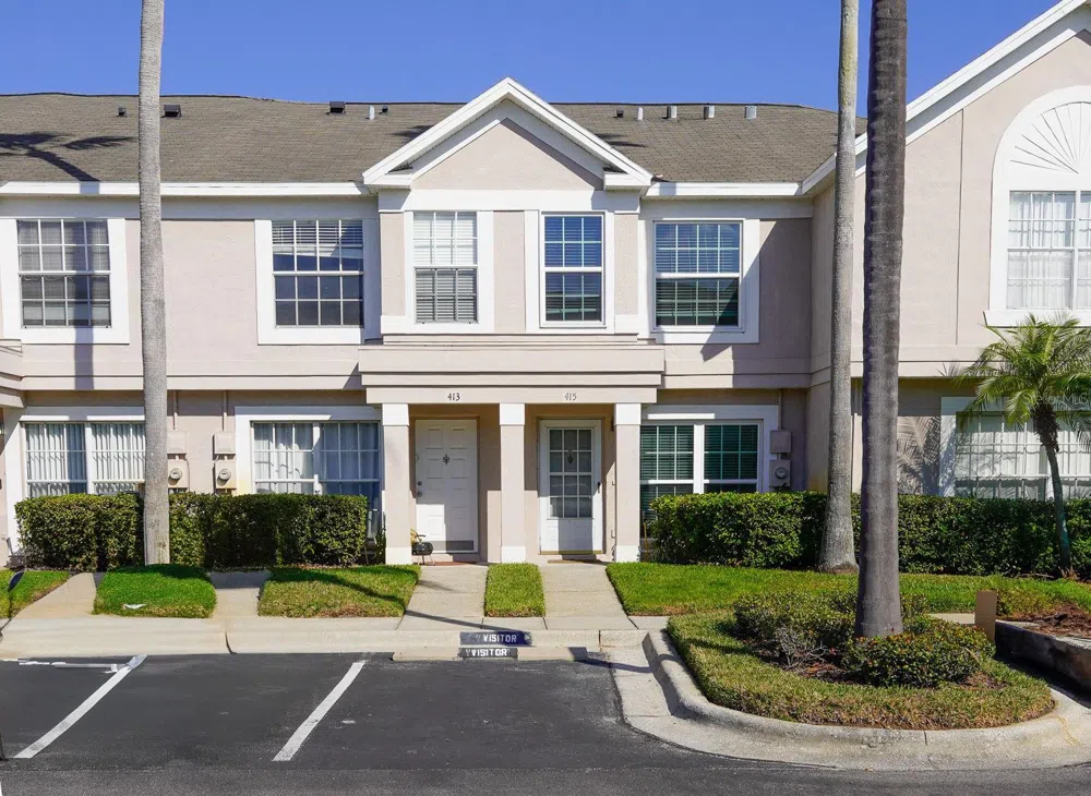 415 KENSINGTON LAKE CIRCLE