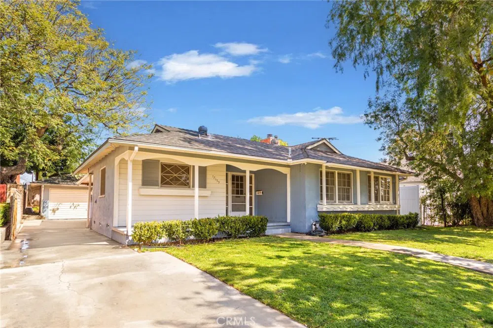 17159 Celtic Street Granada Hills, CA 91344