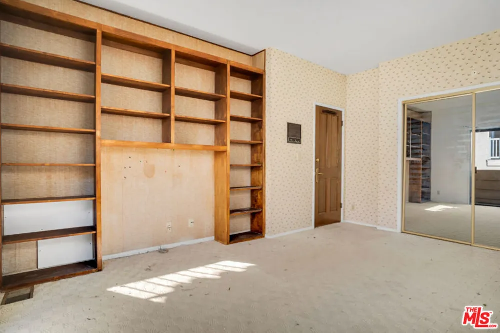 411 S Broadway #B Redondo Beach, CA 90277