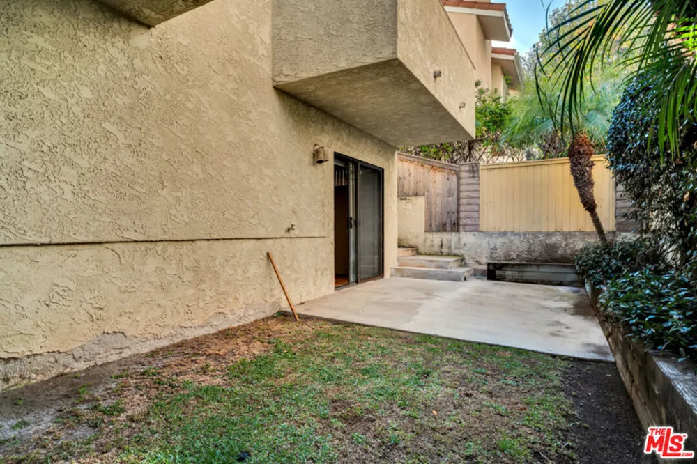 411 S Broadway #B Redondo Beach, CA 90277