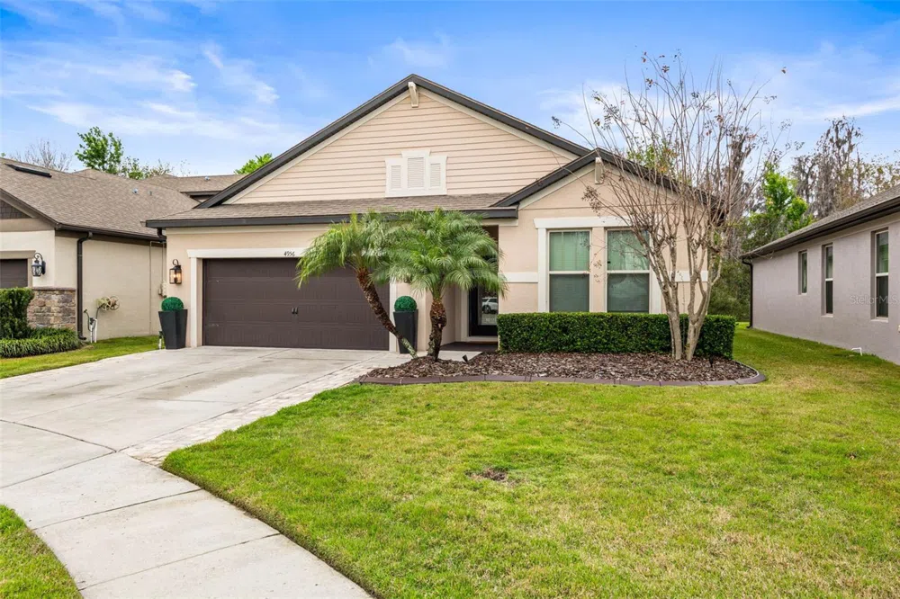 4956 ROLLING GREEN DRIVE Wesley Chapel, FL 33543