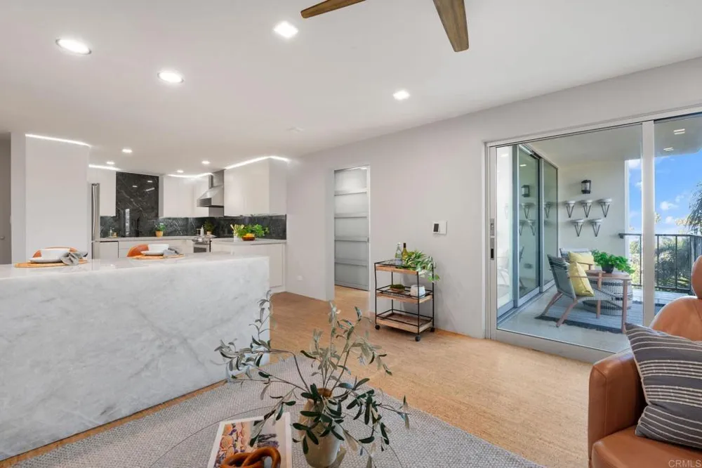 4944 Cass St #605 San Diego, CA 92109