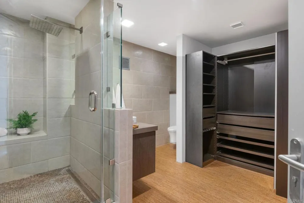 4944 Cass St #605 San Diego, CA 92109