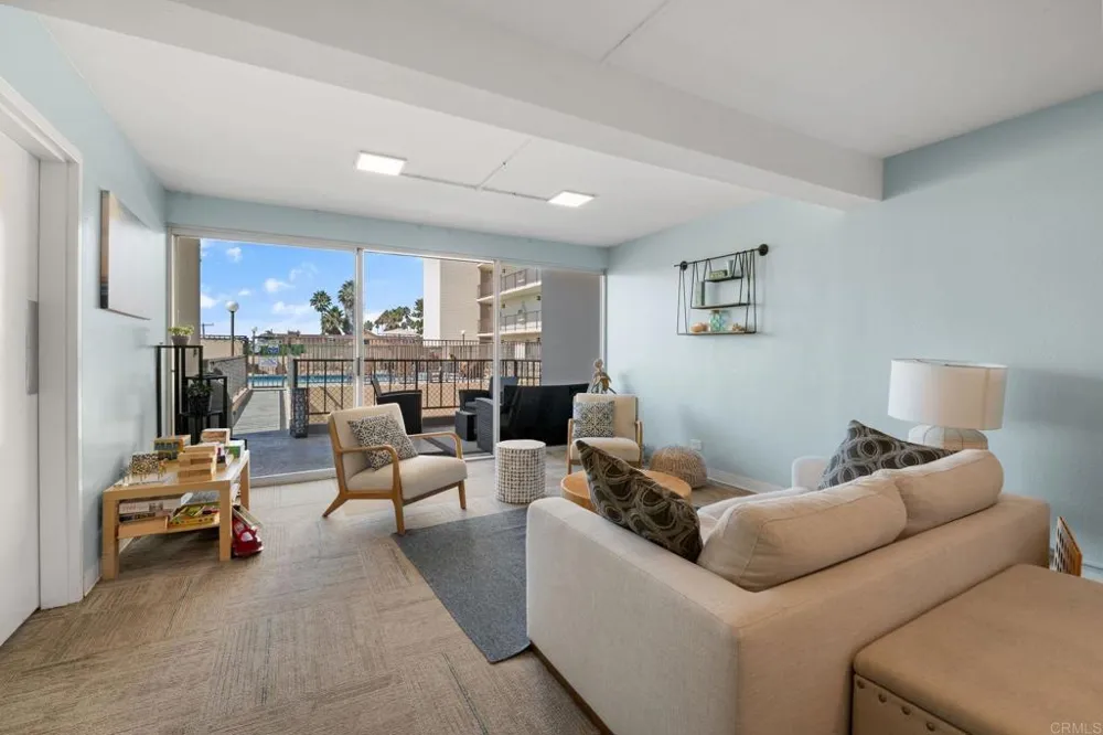 4944 Cass St #605 San Diego, CA 92109