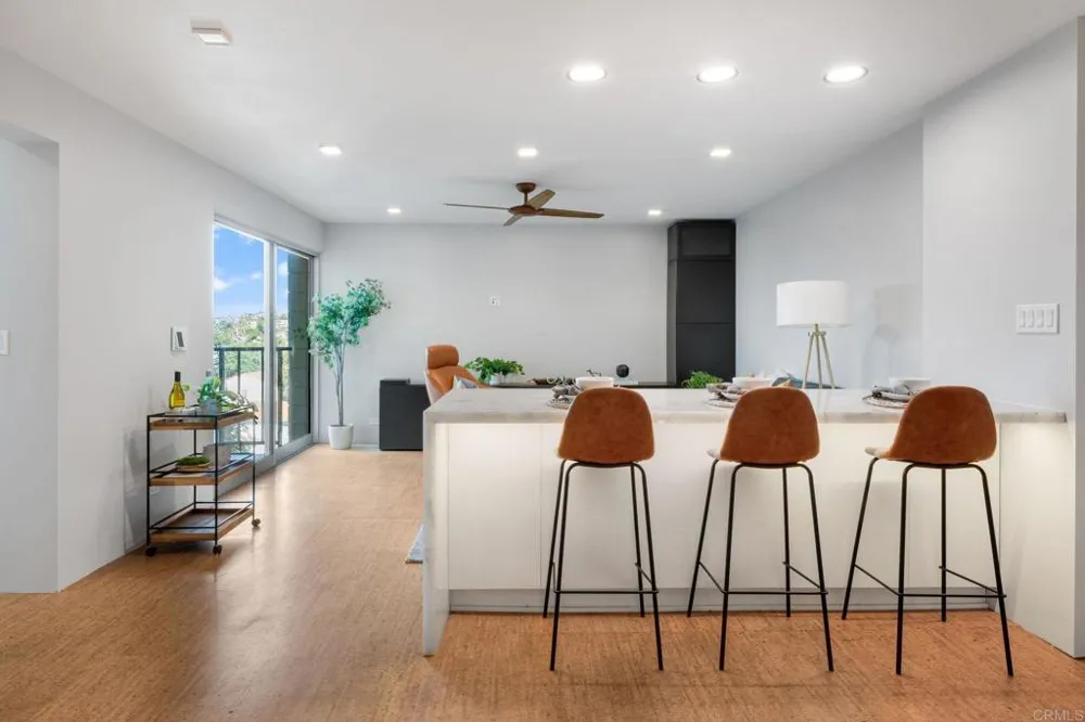 4944 Cass St #605 San Diego, CA 92109