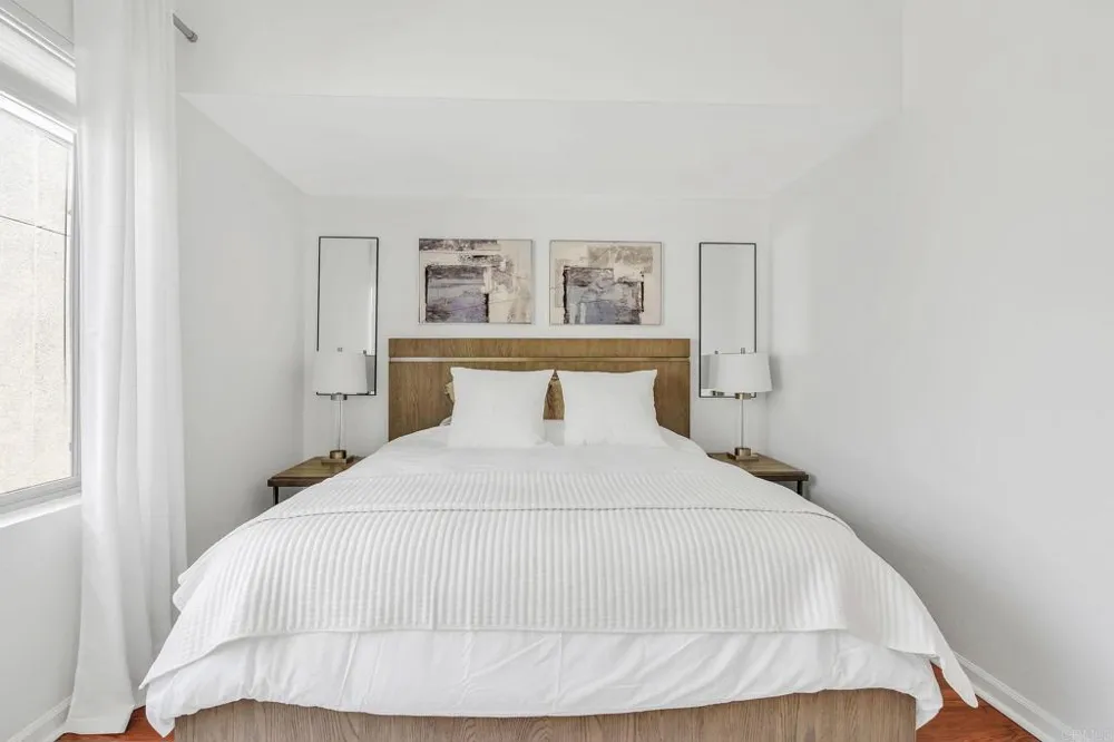 687 S Coast Highway 101 #302 Encinitas, CA 92024