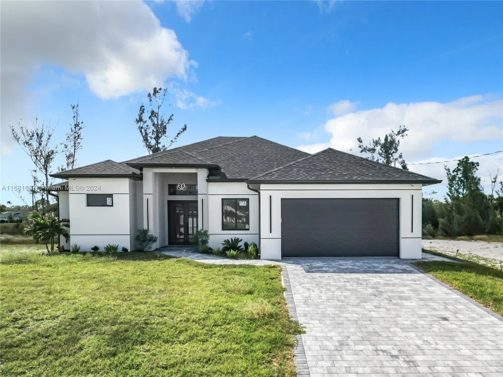 3632 9th Pl Cape Coral, FL 33909