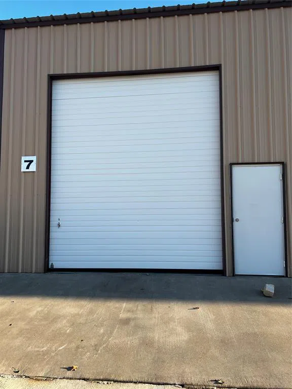 5985 Fall Creek Highway #3