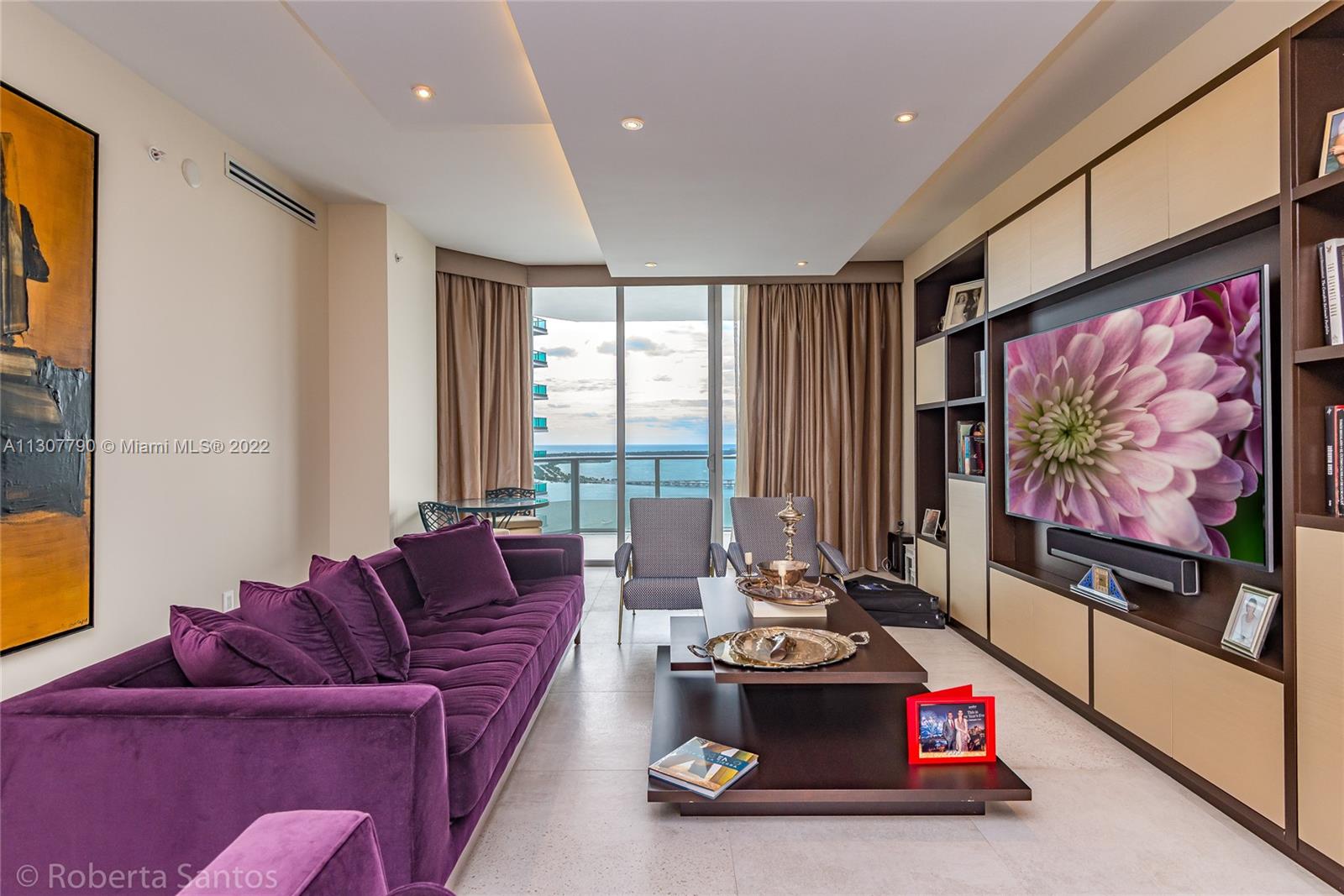 1300 Brickell Bay Dr #4004