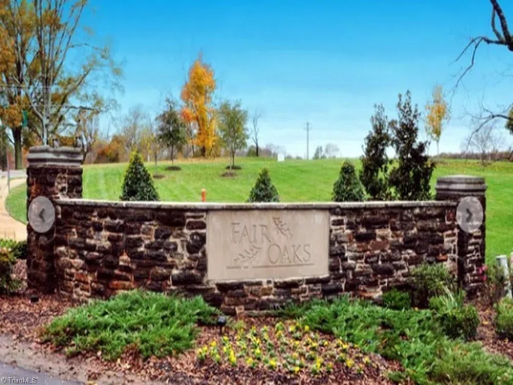 3925 Valley View Circle