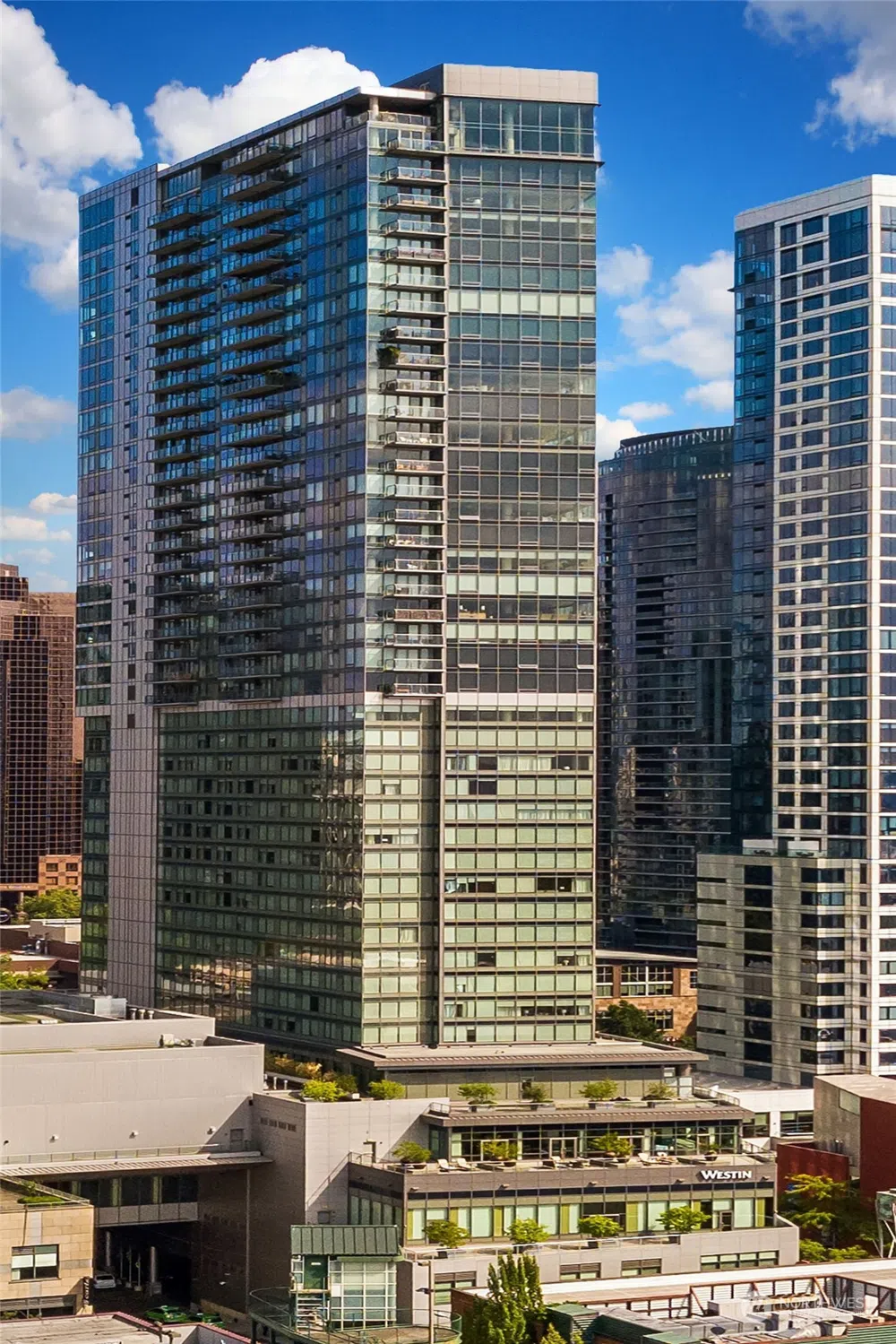 650 Bellevue Way NE #2708