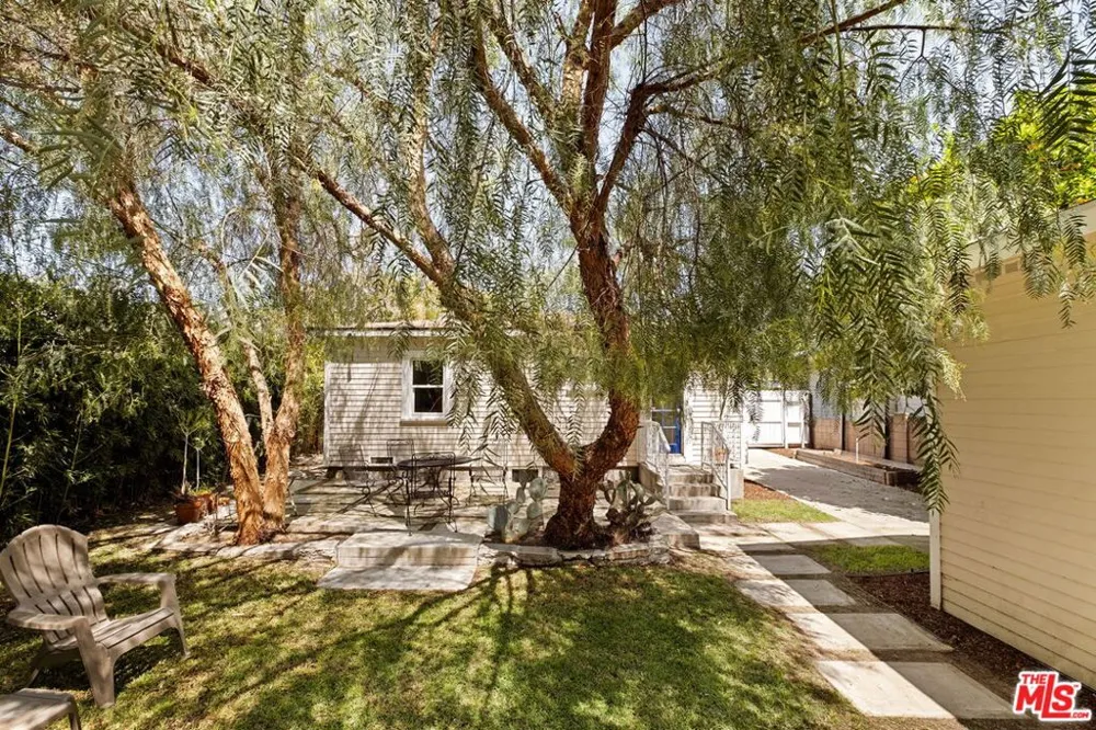 1590 Glen Aylsa Avenue Los Angeles, CA 90041