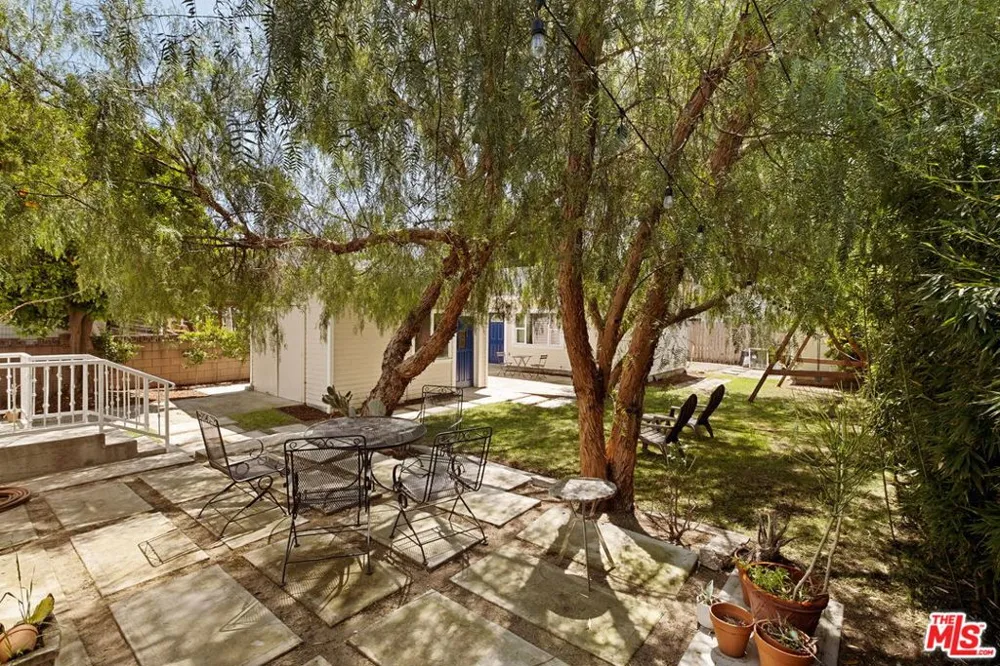 1590 Glen Aylsa Avenue Los Angeles, CA 90041