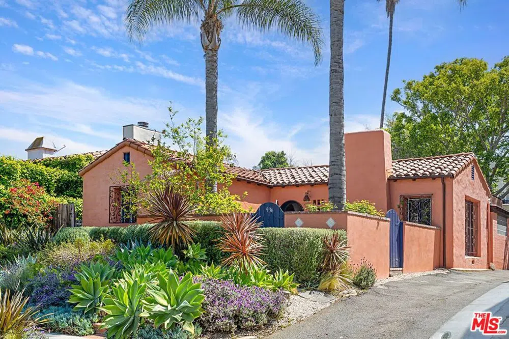 936 S Genesee Avenue Los Angeles, CA 90036