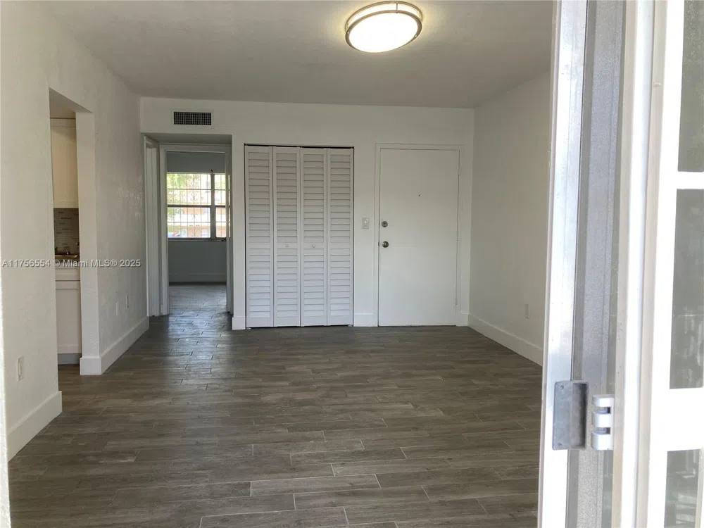 210 NW 107th Ave #208