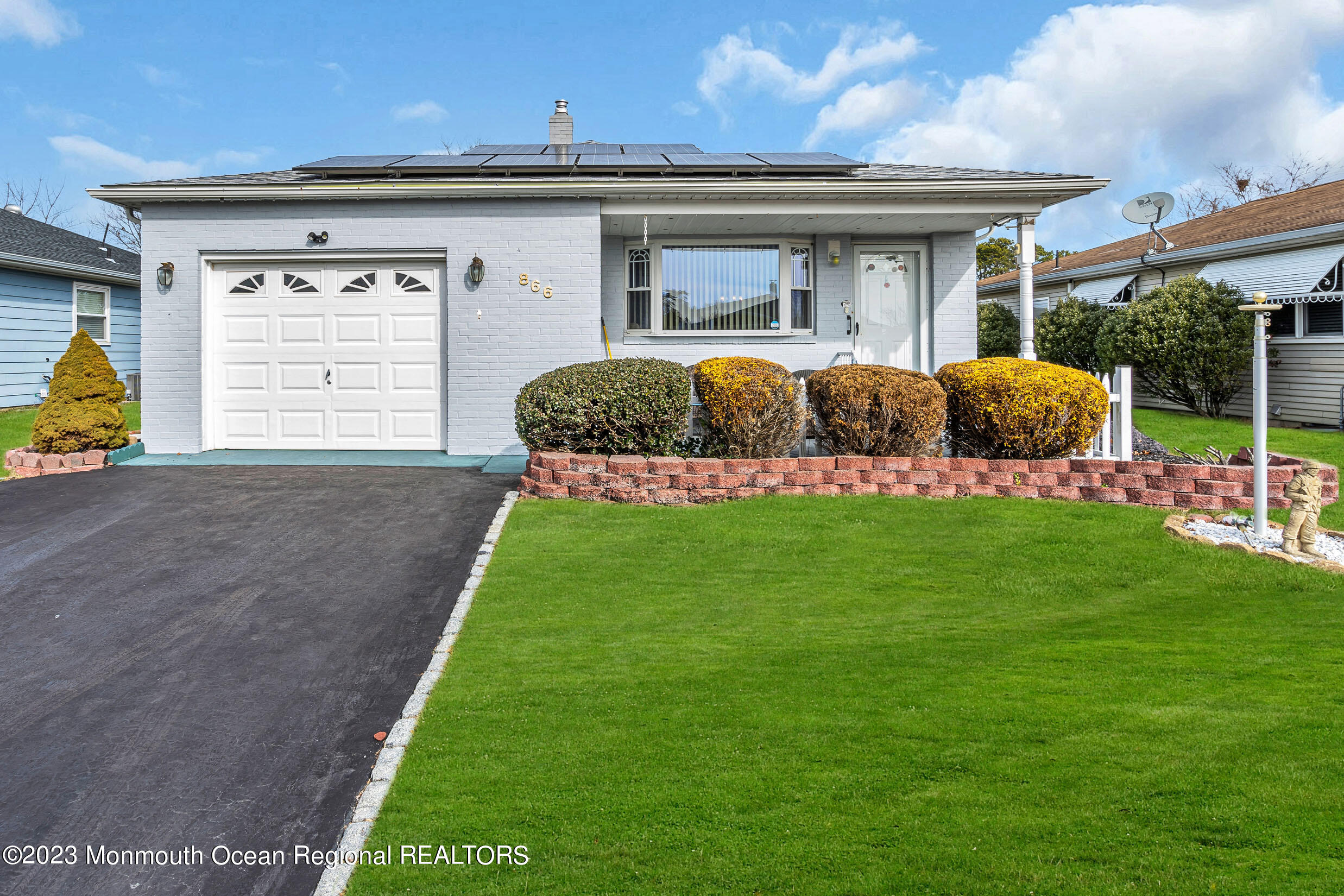 866 Jamaica Boulevard