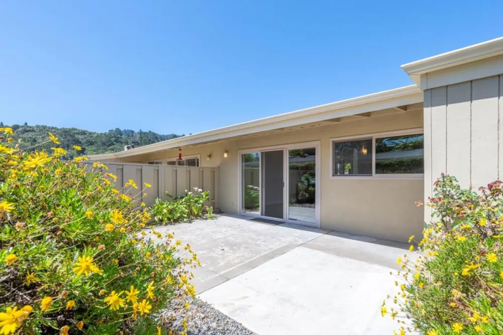 250 Hacienda Carmel Carmel, CA 93923