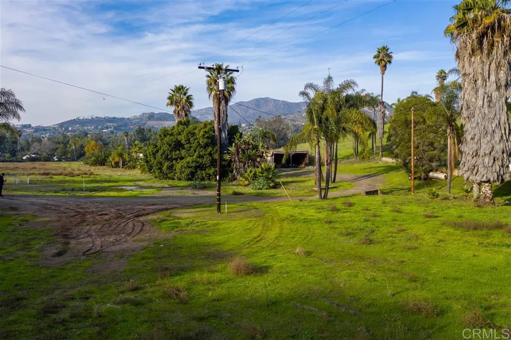 3574 Hollyberry Drive Vista, CA 92084