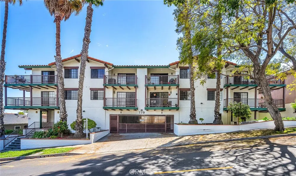 779 W 20th Street #3