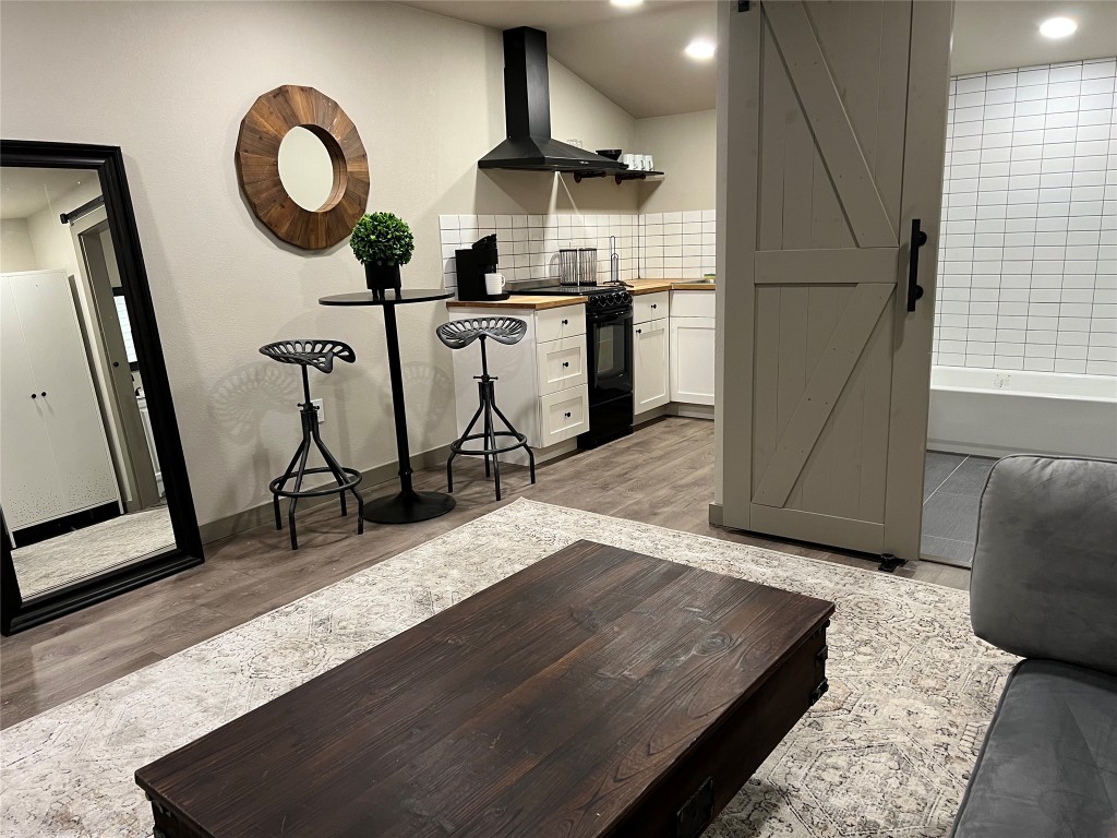 105 W Clark Street #9 Bartlett, TX 76511