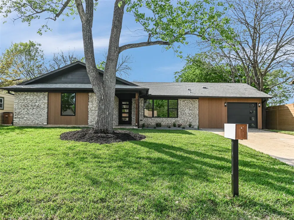 6706 Notre Dame Drive