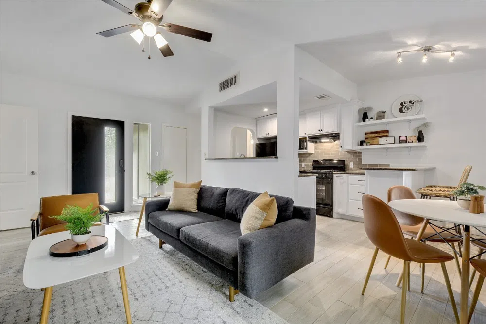 2318 Bitter Creek Drive