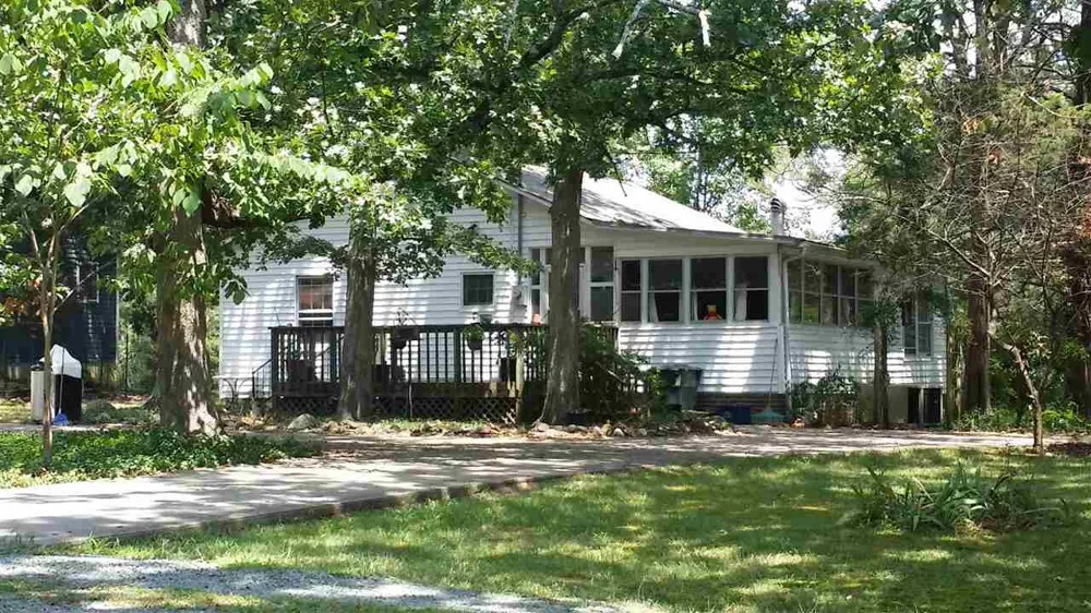 1201 N Greensboro Street