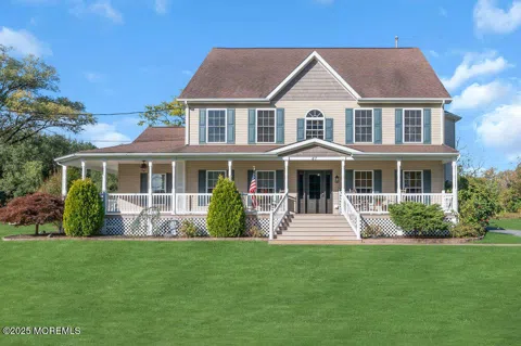 87 Maple Avenue