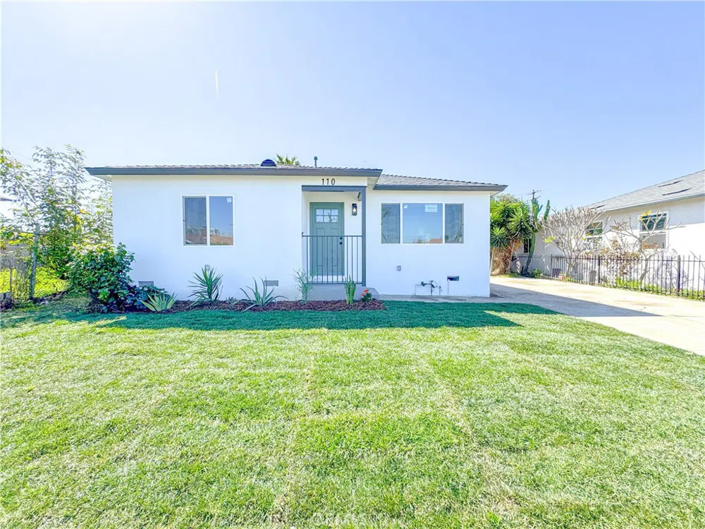 110 W Johnson Street Compton, CA 90220