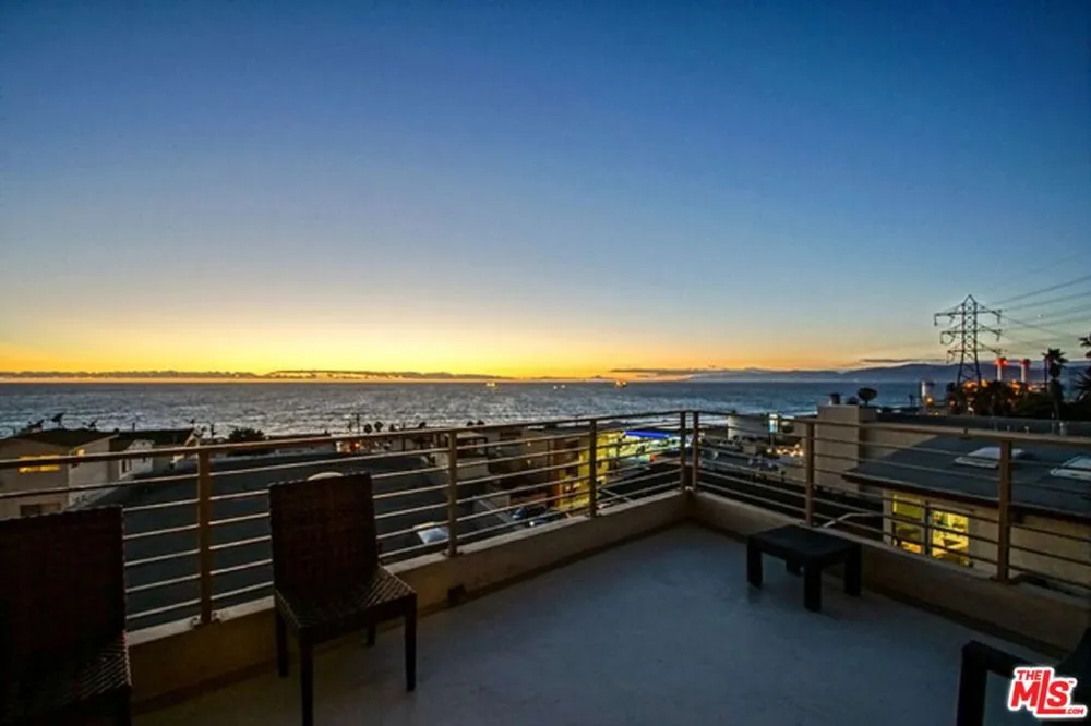 308 Gull Street Manhattan Beach, CA 90266