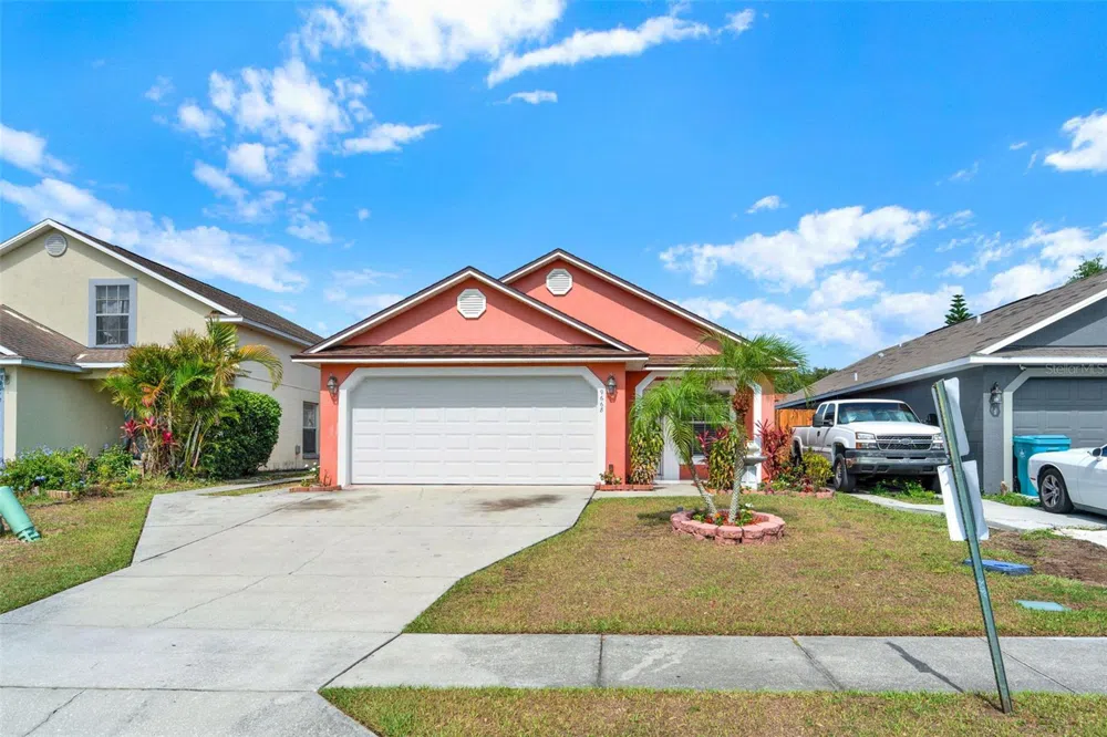 9668 HOLLYHILL DRIVE