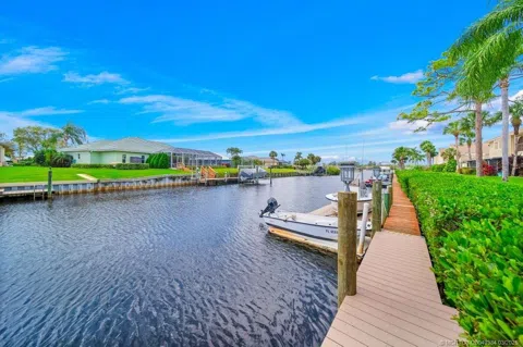 1102 SE Mitchell Avenue #106