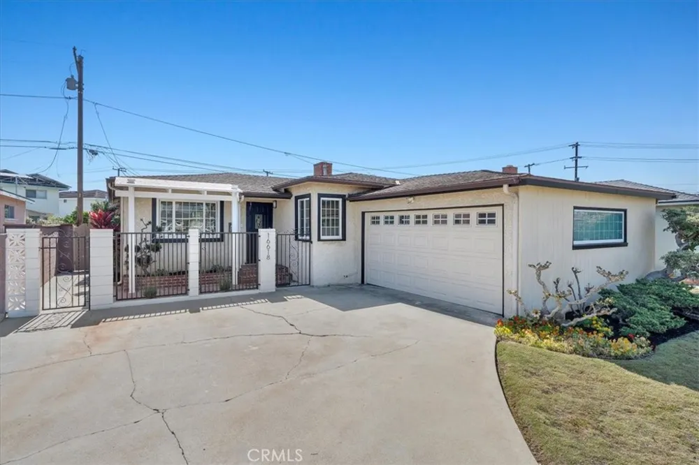 16618 Ogram Avenue Torrance, CA 90504