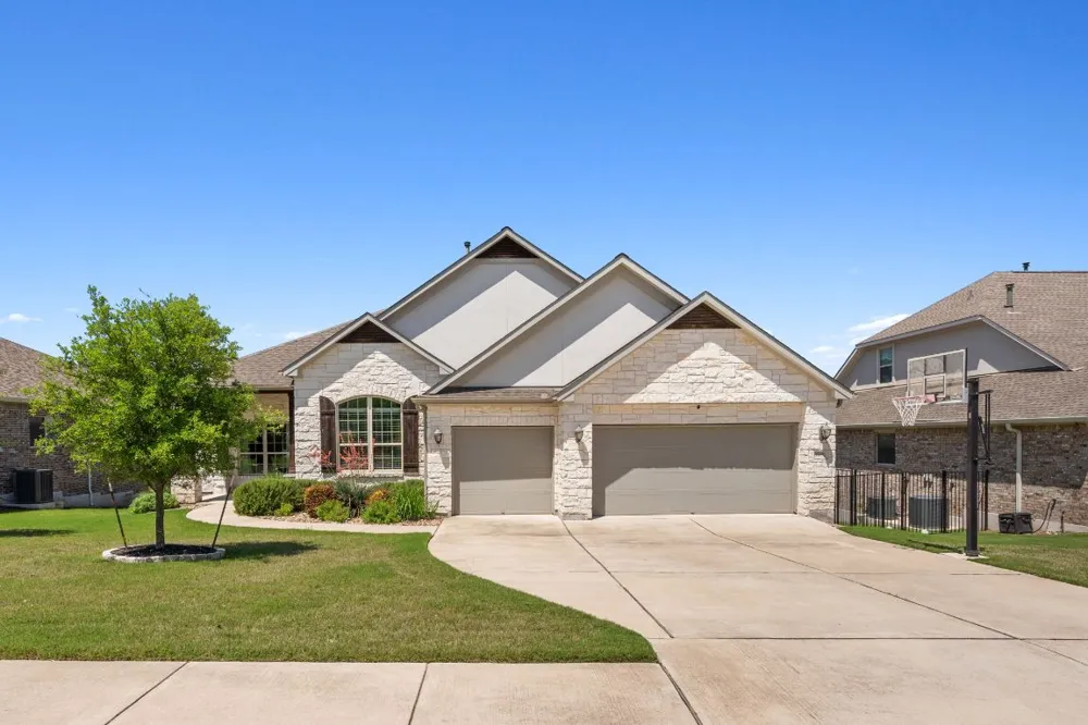 609 Glacial Stream Lane