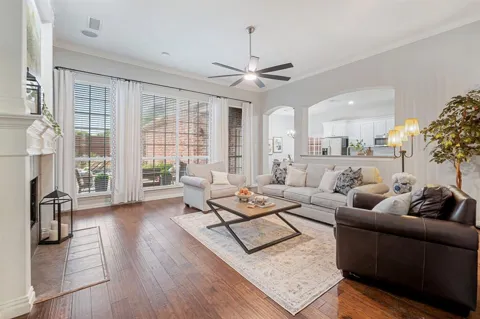 1417 Greenbriar Drive