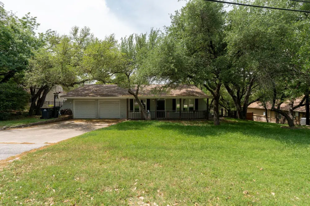 8111 Texas Plume Road