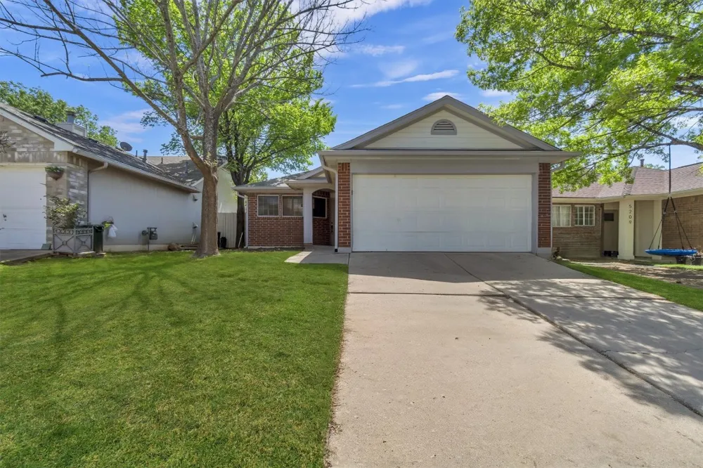 5211 Coppermead Lane