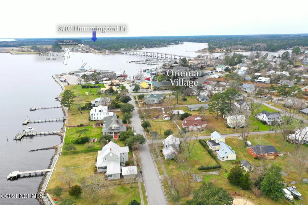 6702 Hummingbird Point